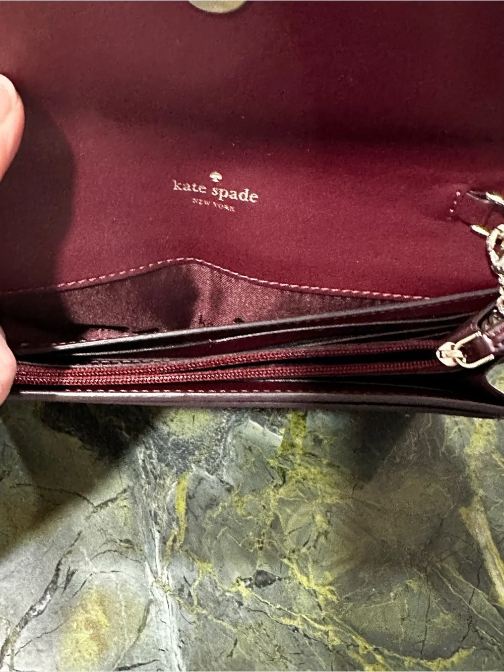 KATE SPADE Scalloped Flap Wallet Crossbody Bag Wine Color with Gold Chain NEW